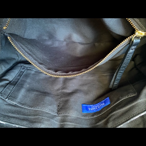 AUTHENTIC VINTAGE BLUE LABEL CRESTBRIDGE CROSSBODY SLING BAG - Picture 9 of 16